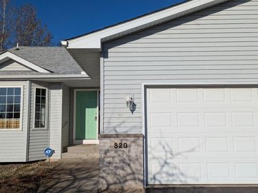 820 Shady Ridge Lane, Braham, MN 55006