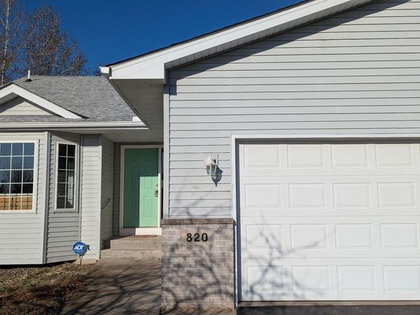 820 Shady Ridge Lane, Braham, MN 55006