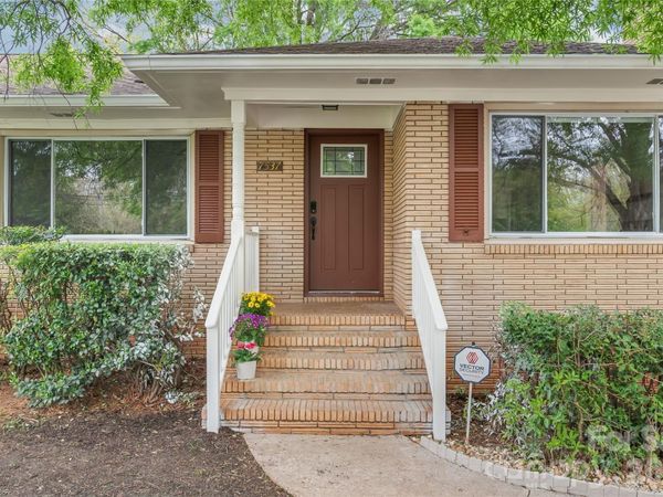 7537 Monroe Road , Charlotte, NC 28212