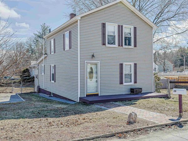 29 Hamburg Street, Manchester, NH 03102