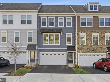 24173 THURSO SQUARE , STERLING, VA 20166
