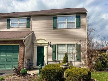3431 GLEN HOLLOW DRIVE, Unit 5, DOVER, PA 17315