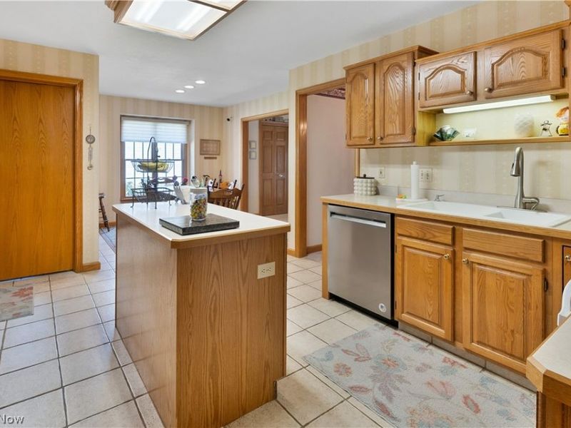 101 Pin Oak Place, Campbell, OH 44405 Photo 11