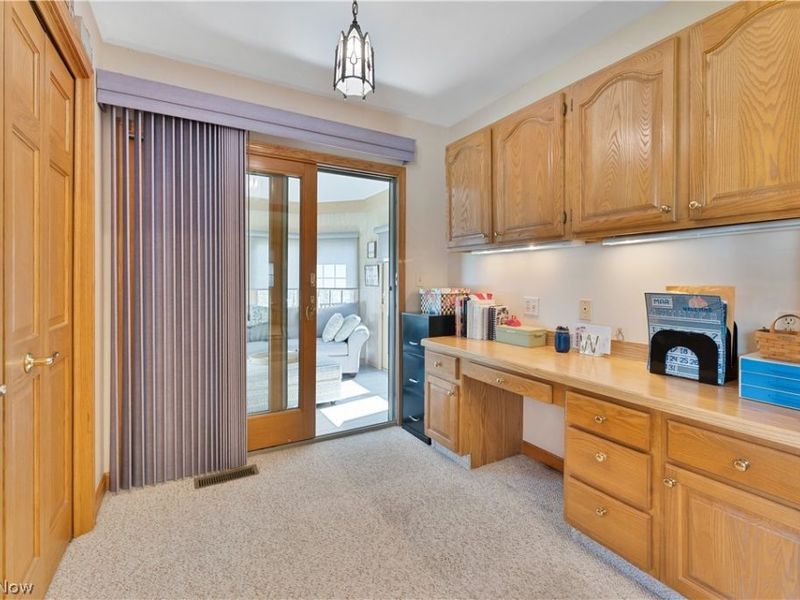 101 Pin Oak Place, Campbell, OH 44405 Photo 18