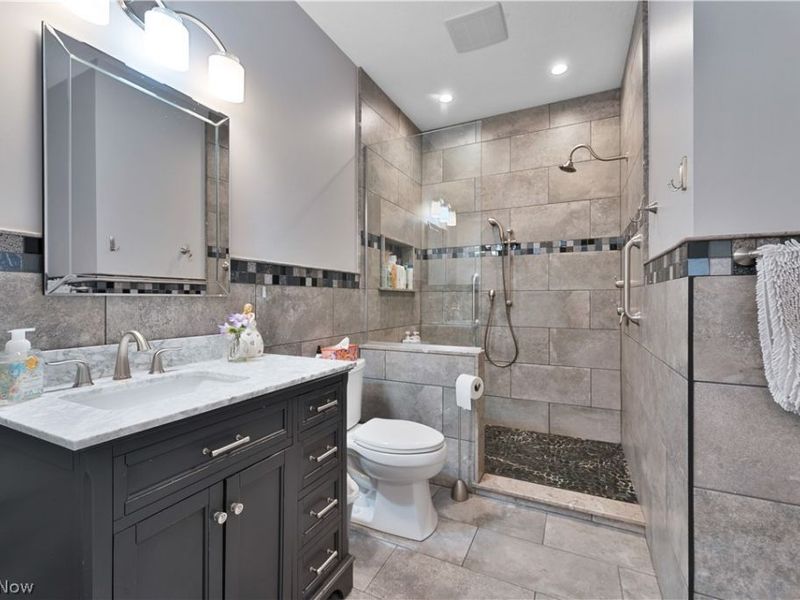 101 Pin Oak Place, Campbell, OH 44405 Photo 29