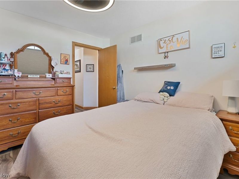 101 Pin Oak Place, Campbell, OH 44405 Photo 37