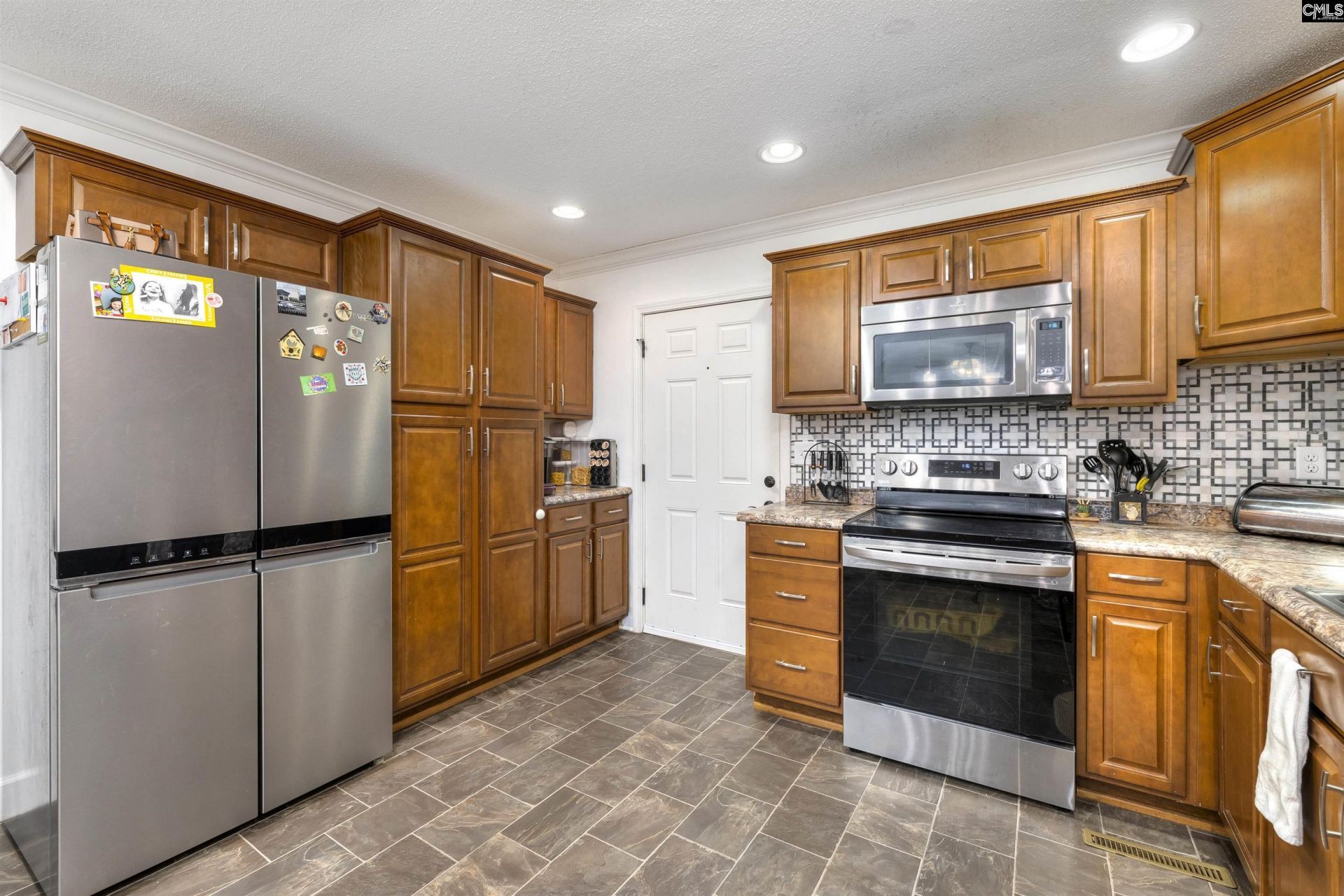 328 Stuckey Street  Photo 22