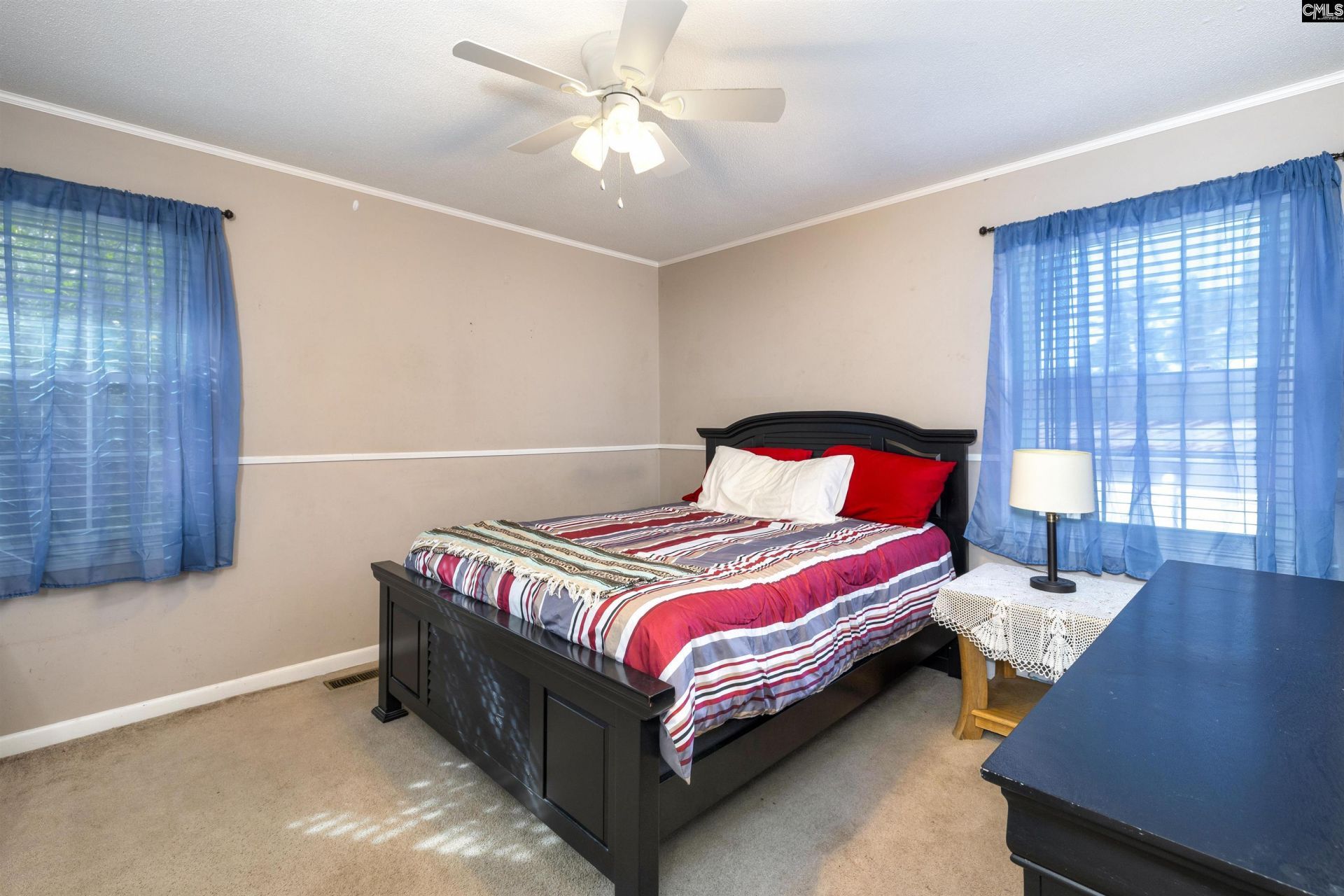 328 Stuckey Street  Photo 38