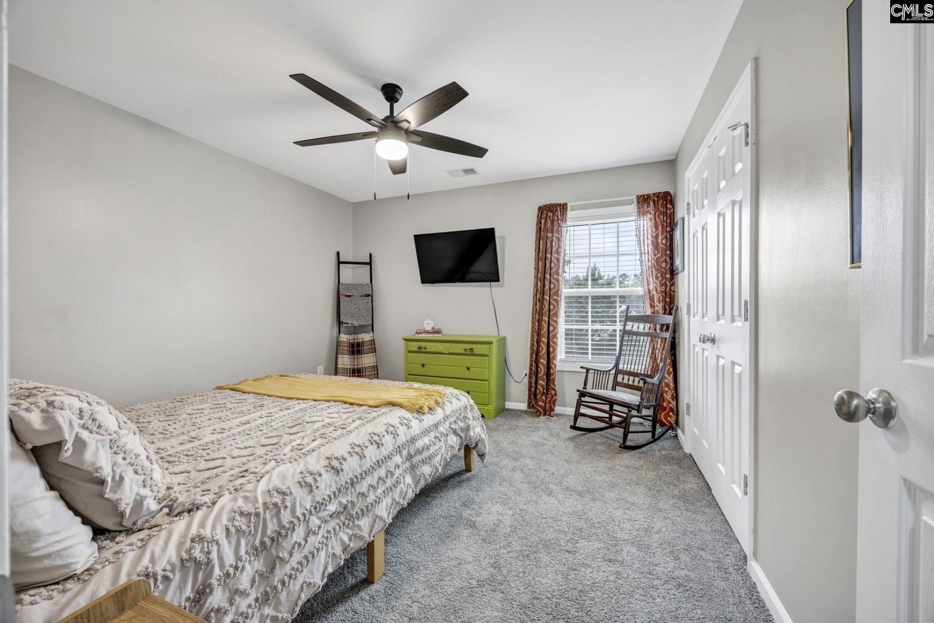 727 Applegate Lane  Photo 23