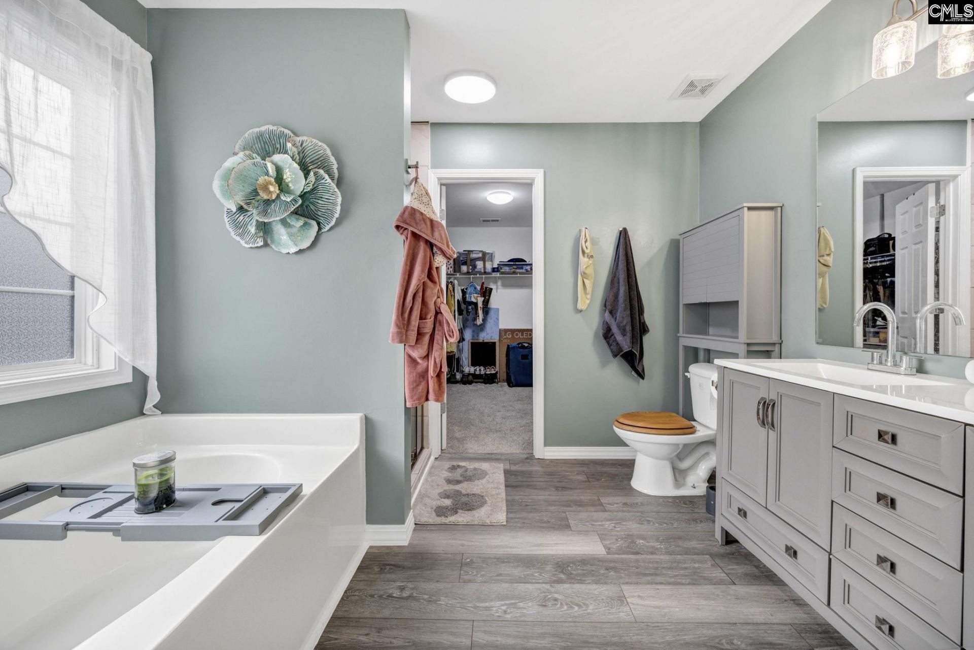 727 Applegate Lane  Photo 33