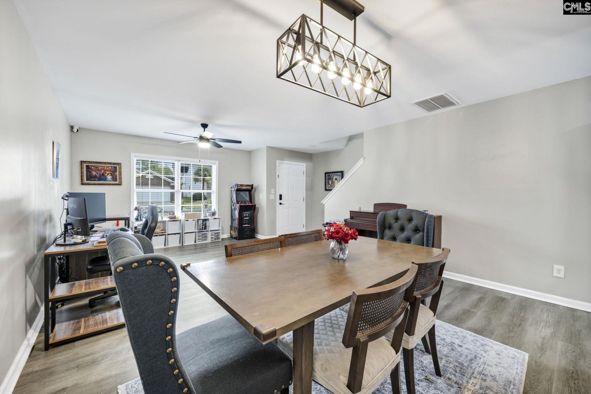 727 Applegate Lane  Photo 7