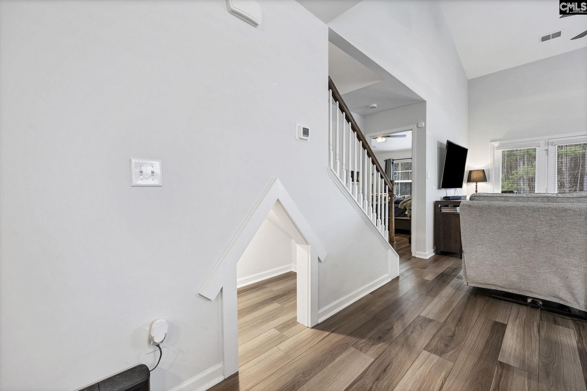 672 Wooster Drive  Photo 11