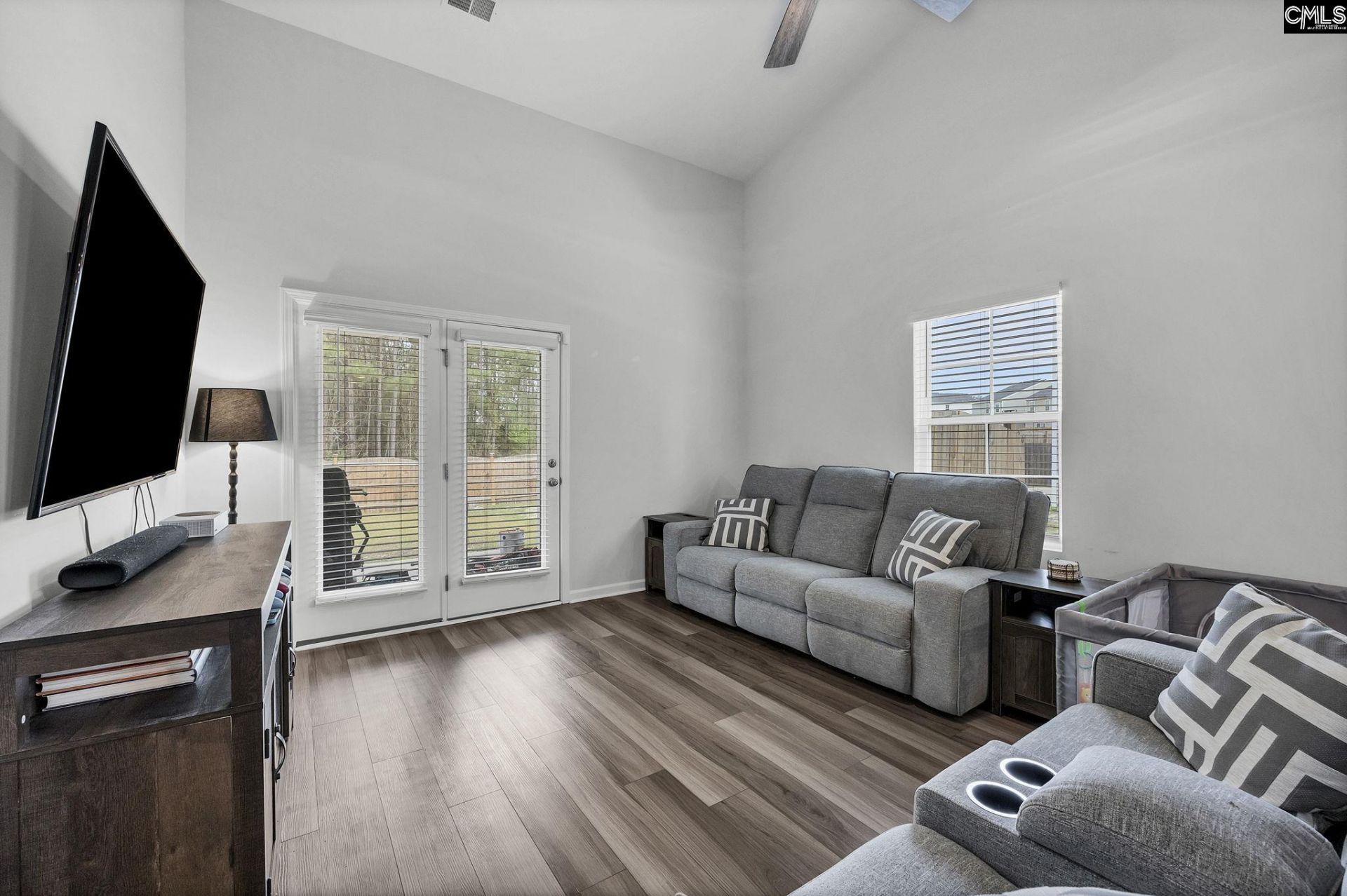 672 Wooster Drive  Photo 13