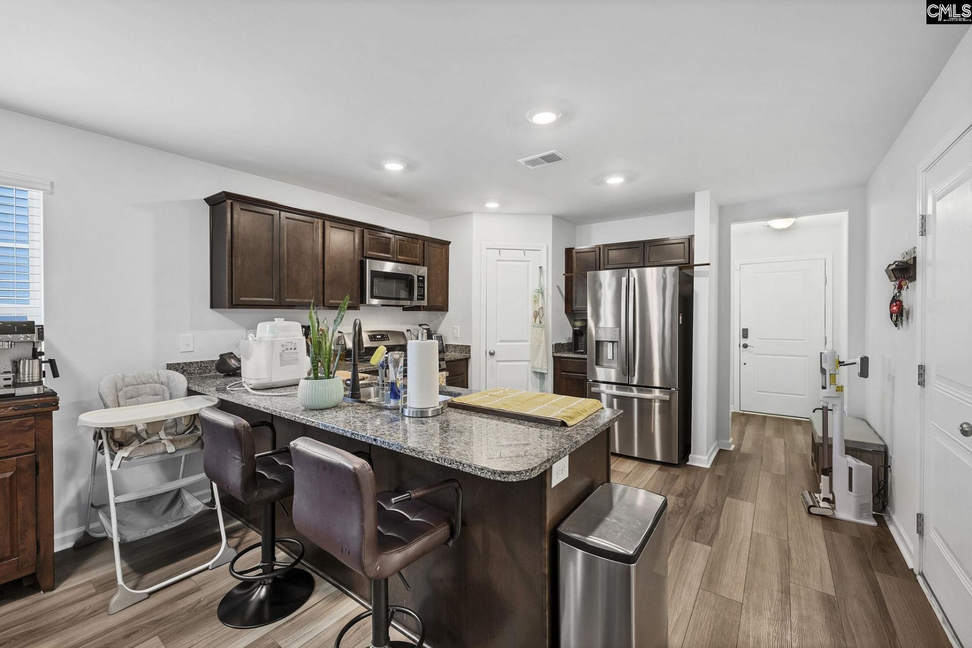 672 Wooster Drive  Photo 9