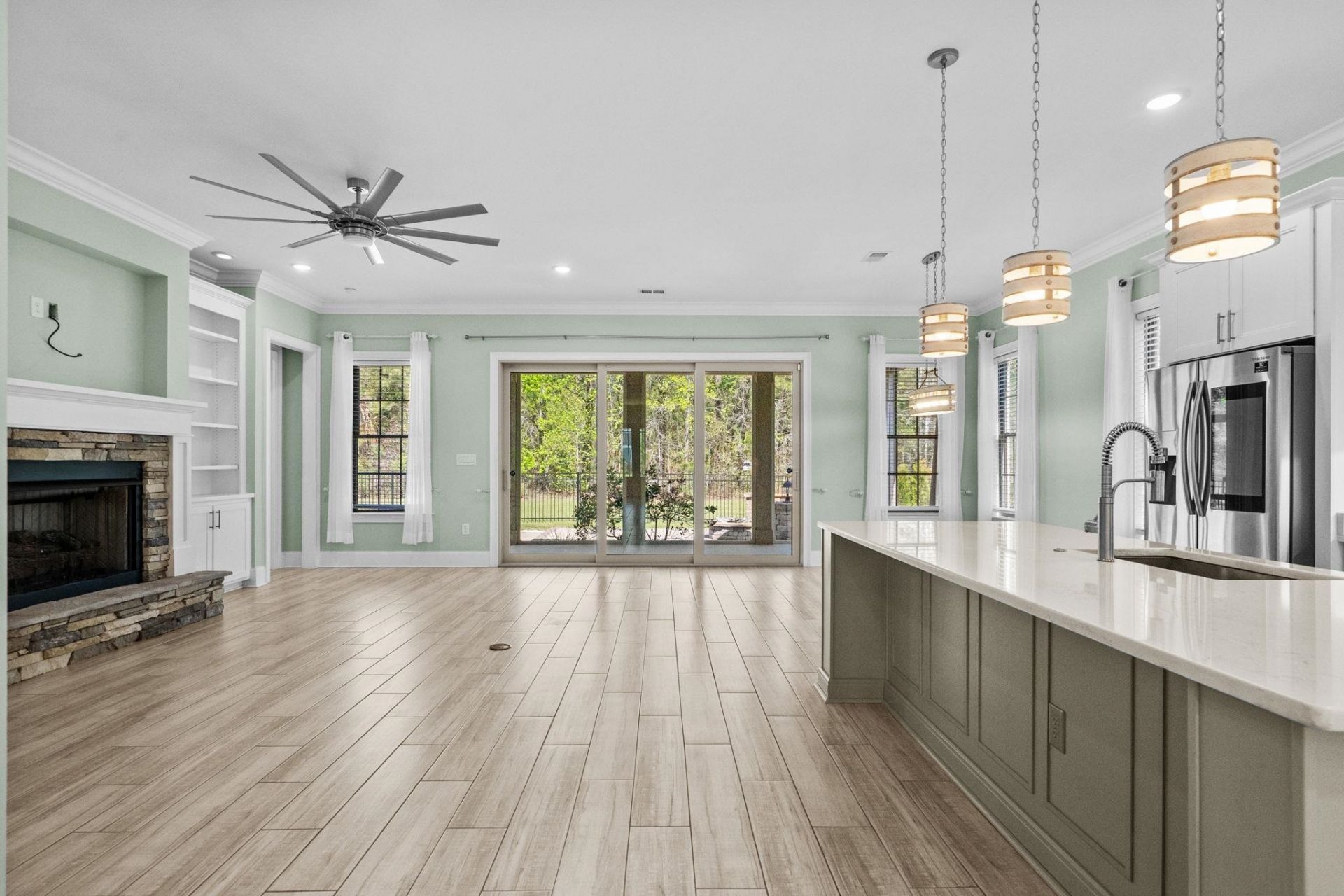 1119 East Isle Of Palms Ave. Photo 11