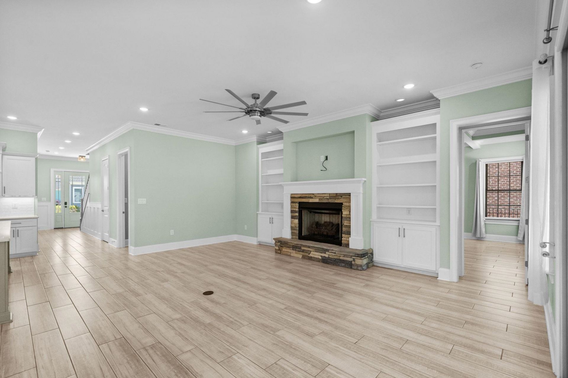 1119 East Isle Of Palms Ave. Photo 13