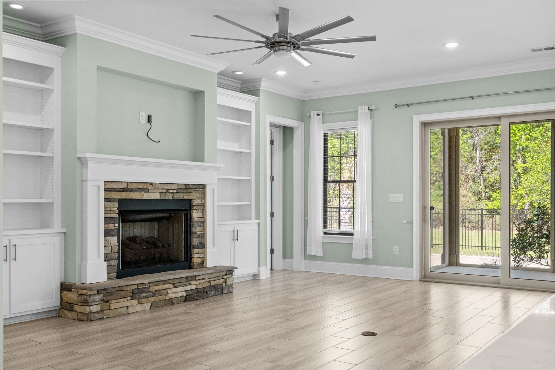 1119 East Isle Of Palms Ave. Photo 14