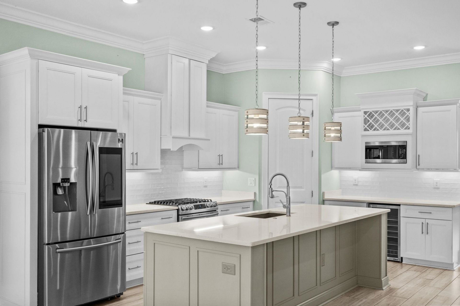 1119 East Isle Of Palms Ave. Photo 19