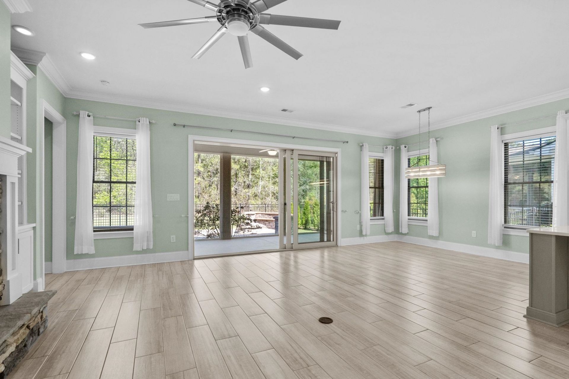 1119 East Isle Of Palms Ave. Photo 28