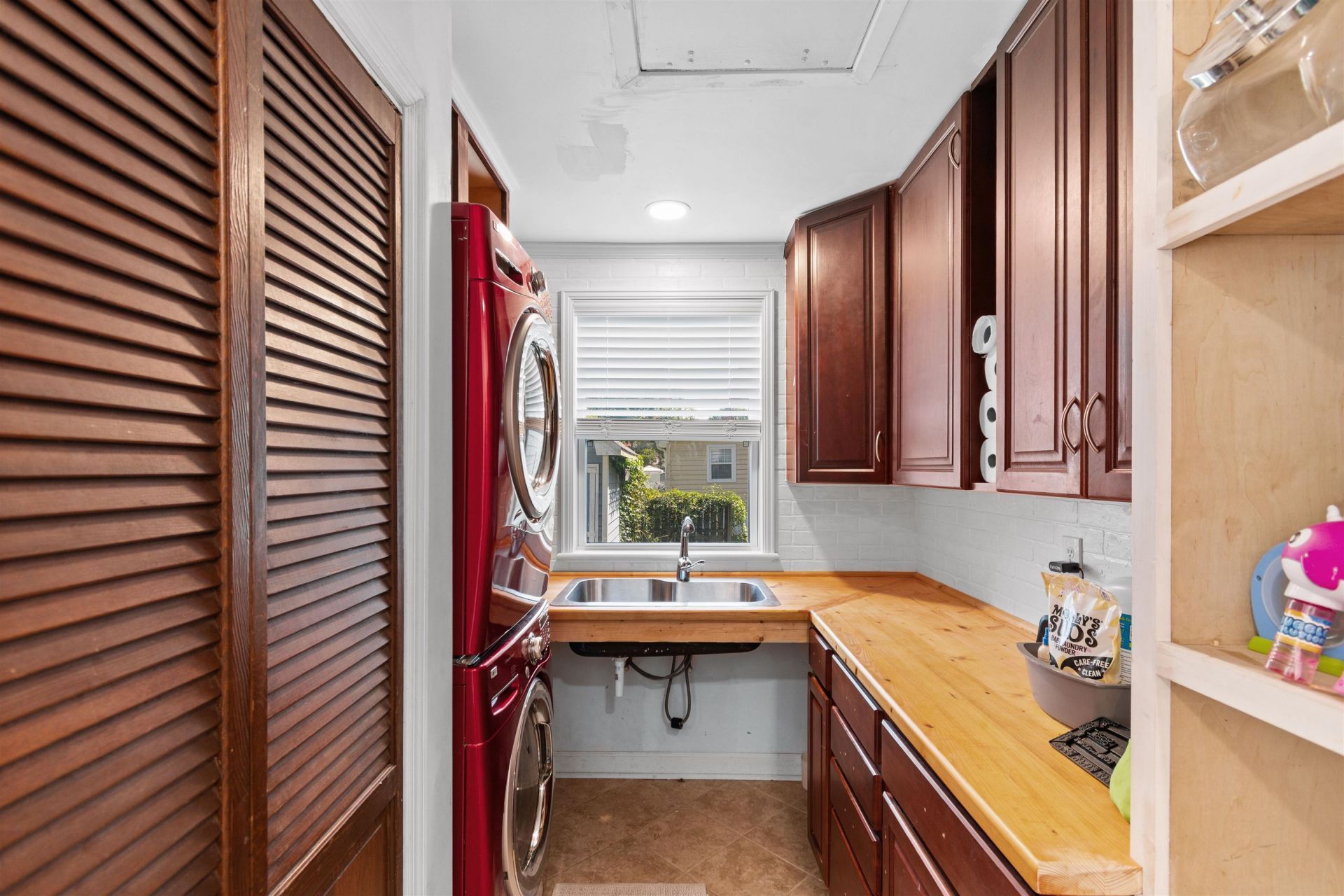 7420 Springside Dr. Photo 4