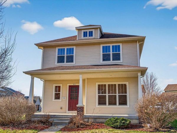 8903 White Coral Way, Middleton, WI 53562