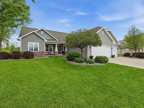 43 Dog Leg Lane, Waupun, WI 53963