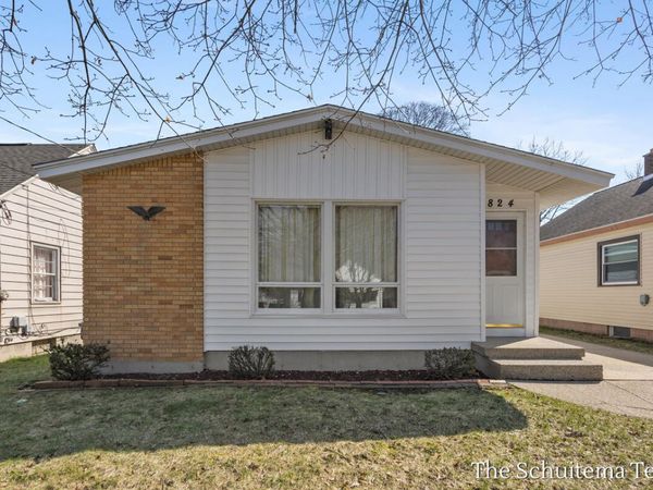 1824 Blandford Avenue SW, Wyoming, MI 49519