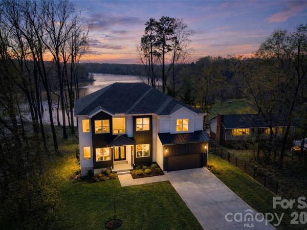 124 Clipper Lane , Mooresville, NC 28117