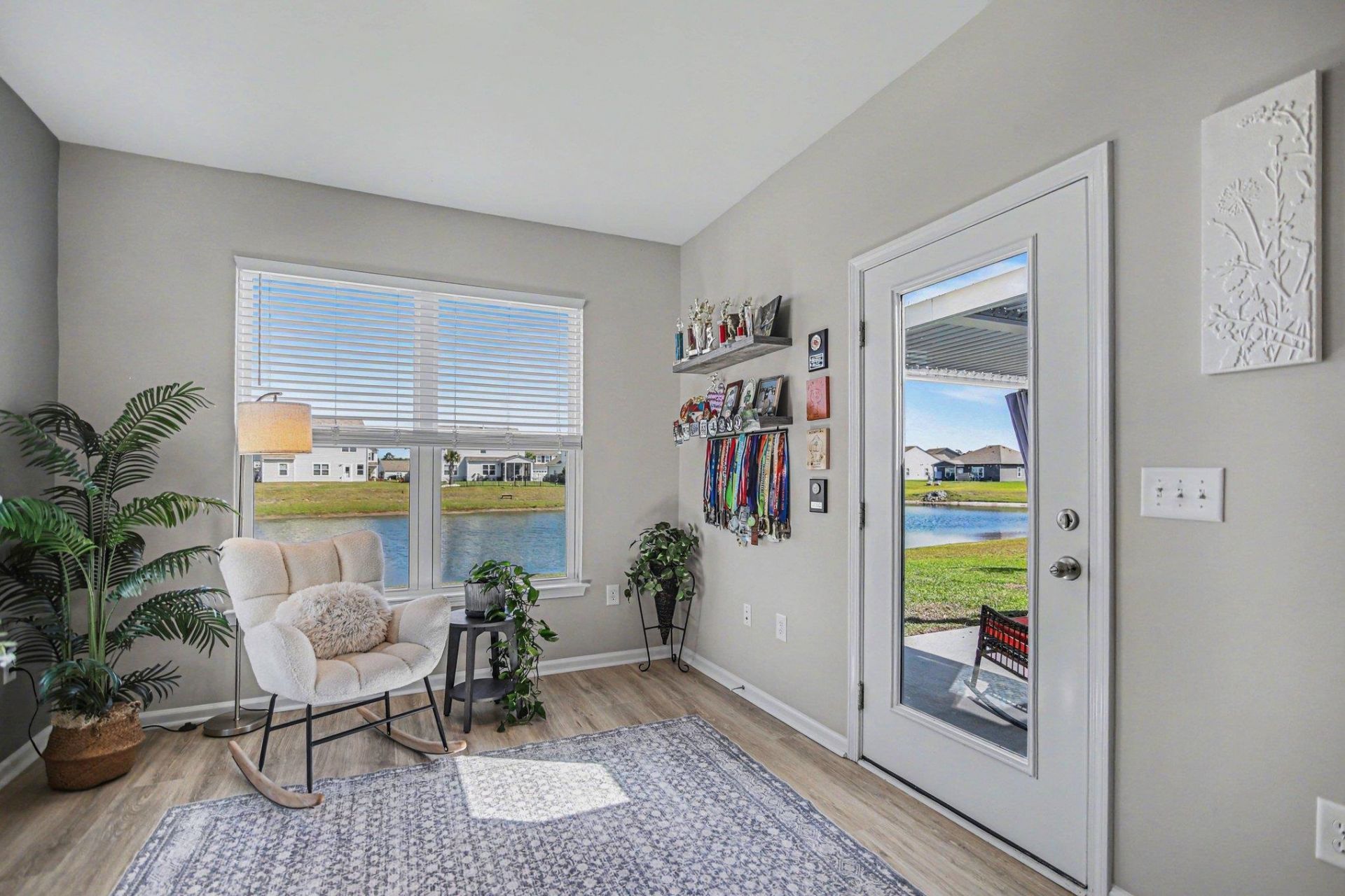 5020 Vinesia Dr. Photo 11