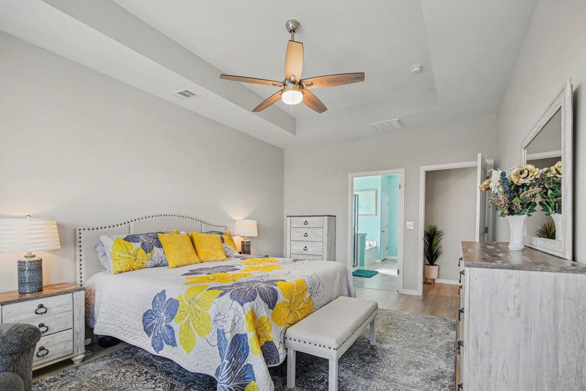 5020 Vinesia Dr. Photo 12