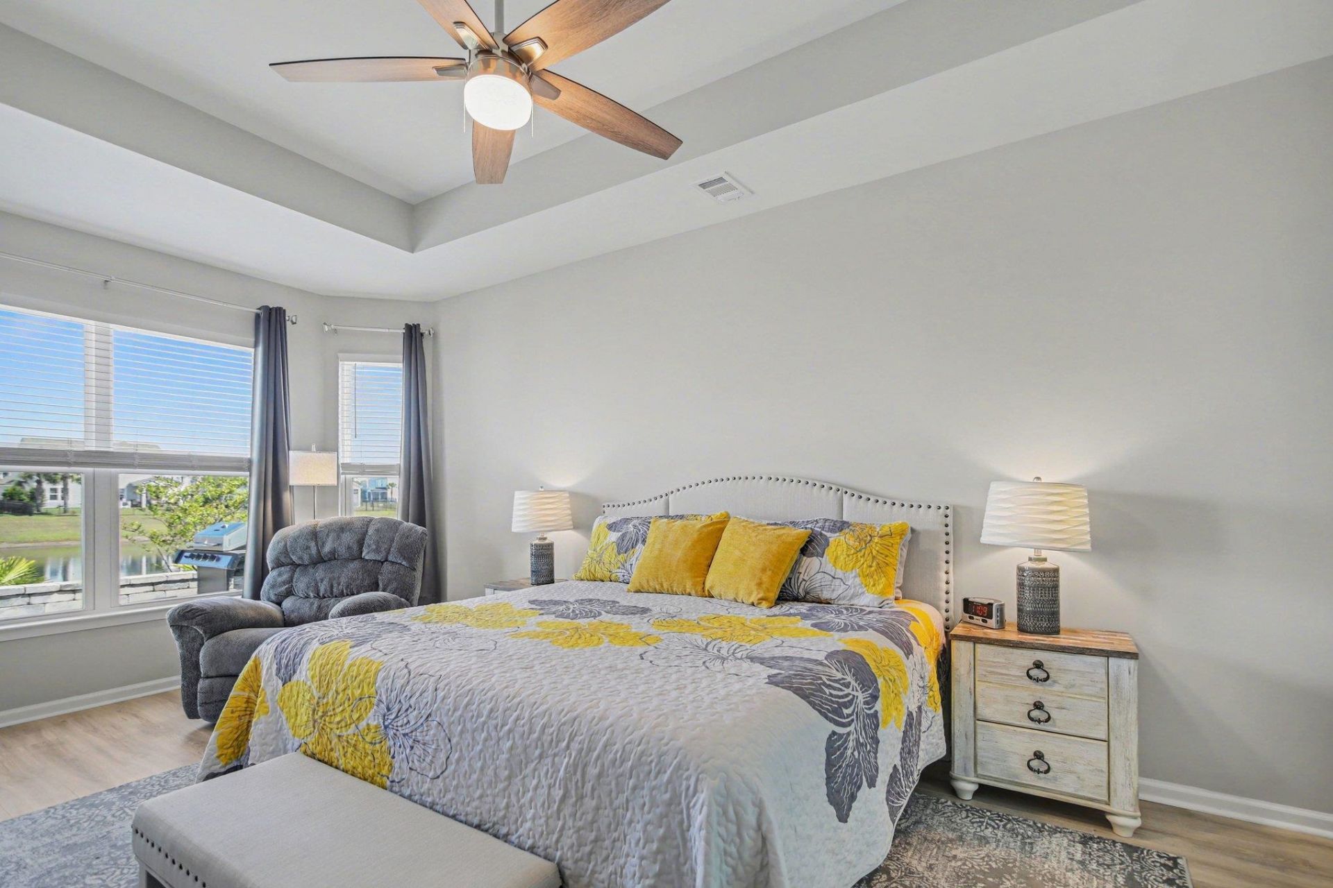 5020 Vinesia Dr. Photo 14