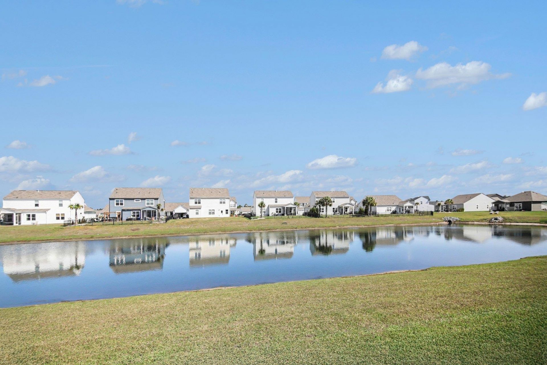 5020 Vinesia Dr. Photo 32