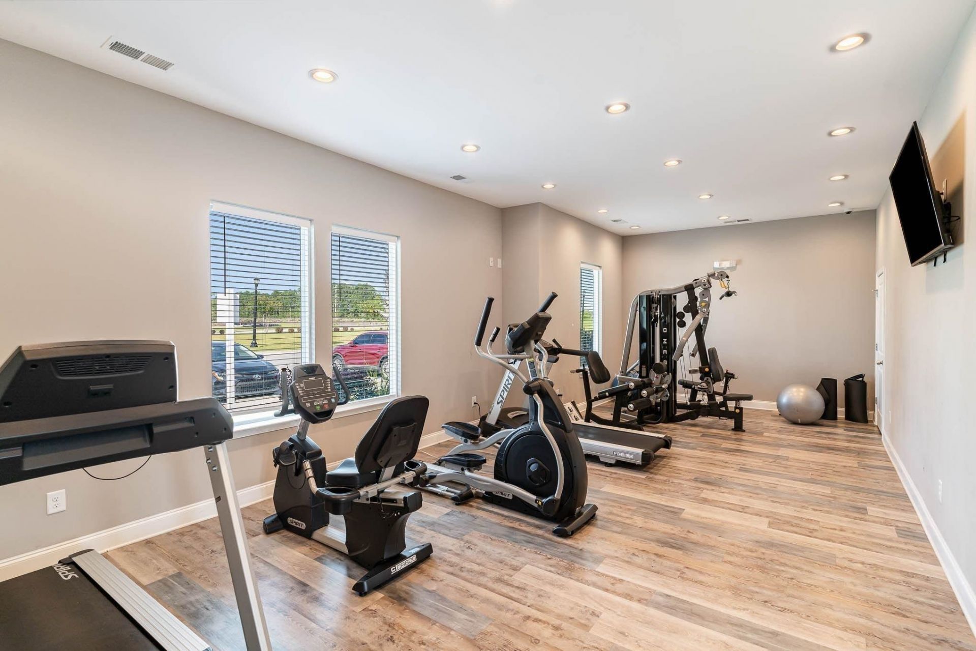 5020 Vinesia Dr. Photo 34