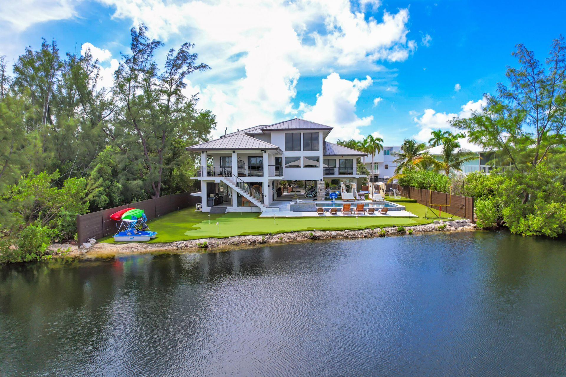 32 N Bounty Lane, Key Largo, FL 33037 Photo