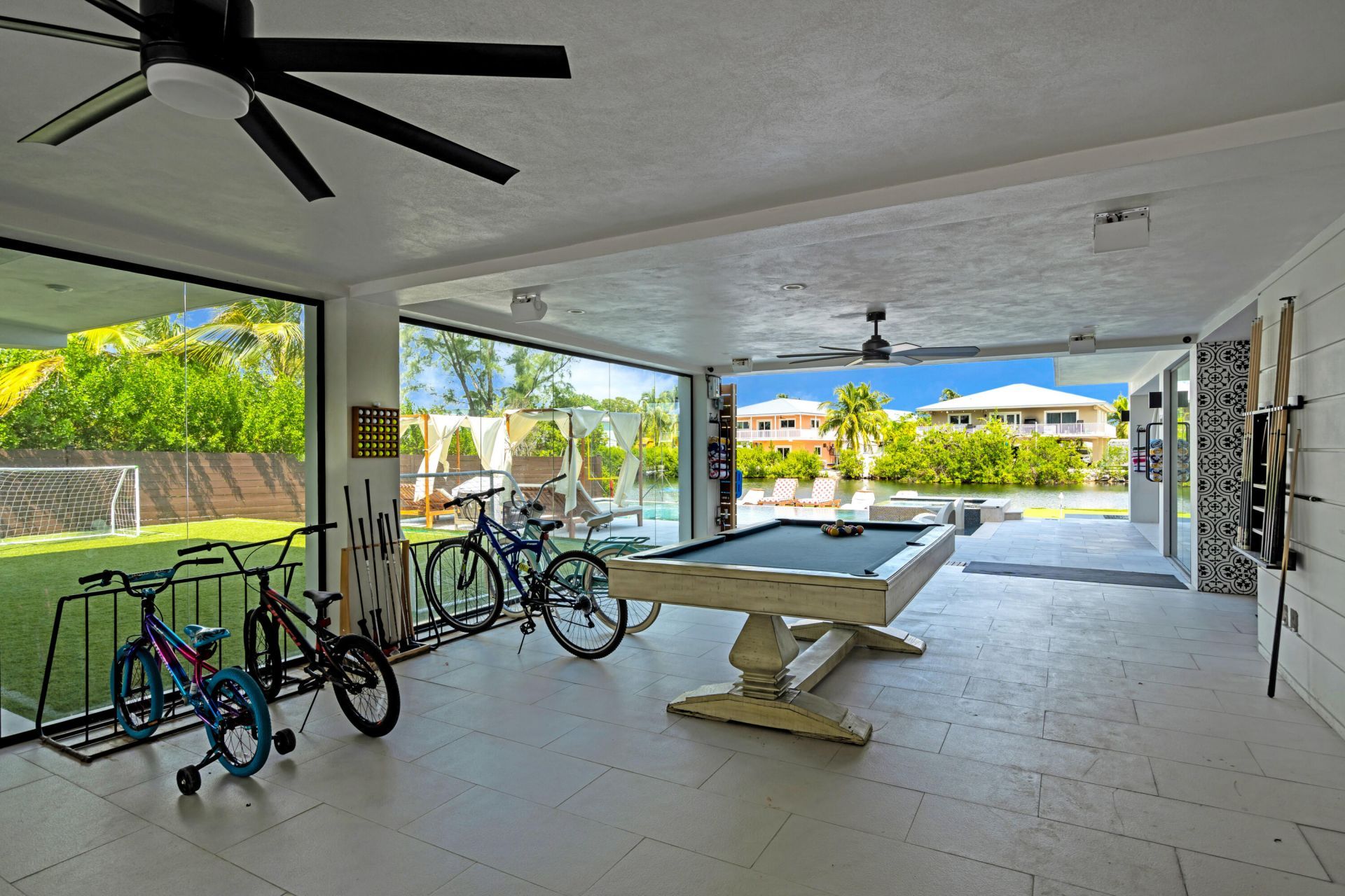 32 N Bounty Lane, Key Largo, FL 33037 Photo