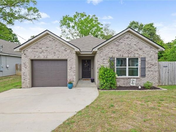 906 Louise Avenue , Mobile, AL 36609