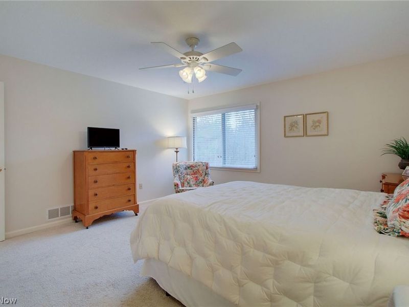 1027 Heath Way, Stow, OH 44224 Photo 12