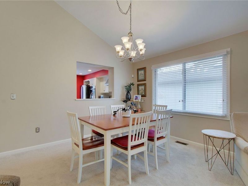 1027 Heath Way, Stow, OH 44224 Photo 5