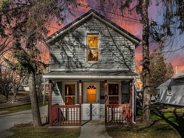 156 London Road , Delaware, OH 43015