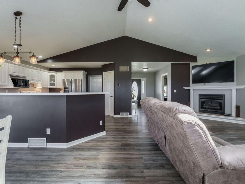 1687 Lake Drive Road, Heath, OH 43056 Photo 10