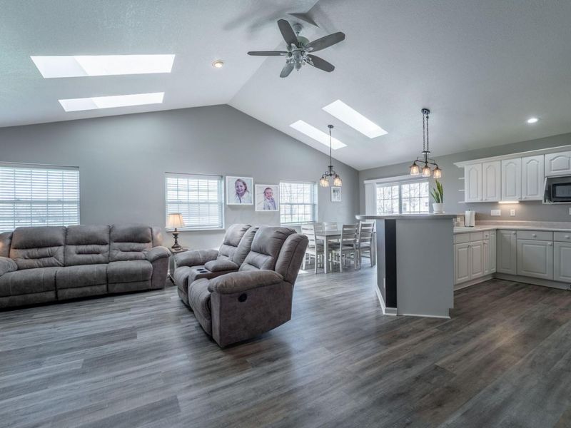 1687 Lake Drive Road, Heath, OH 43056 Photo 7