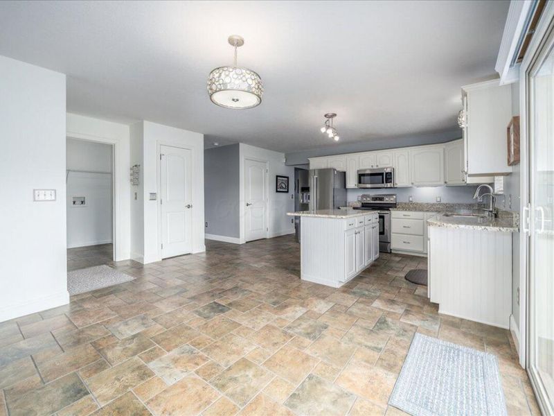 549 Chatham Court, Circleville, OH 43113 Photo 10