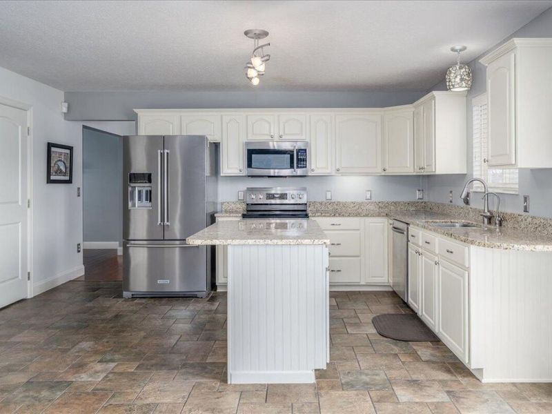 549 Chatham Court, Circleville, OH 43113 Photo 14