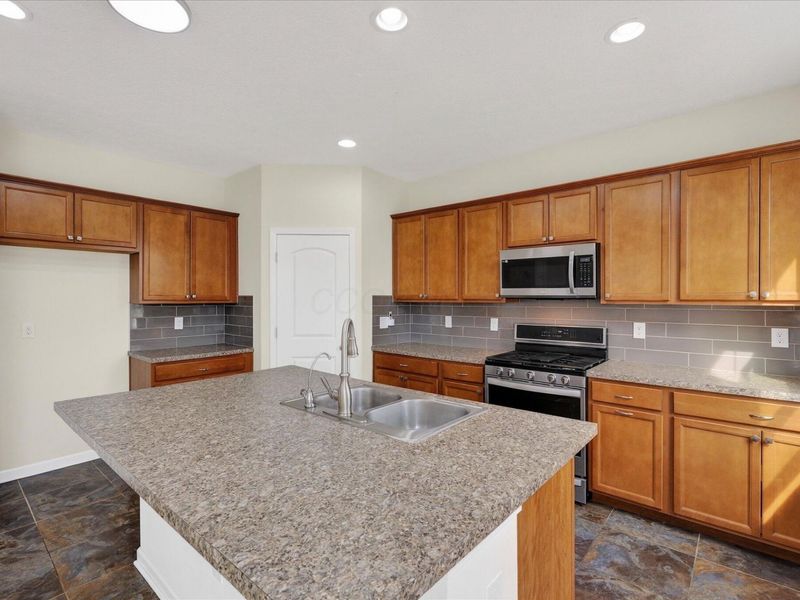 101 Bigelow Drive, Johnstown, OH 43031 Photo 10