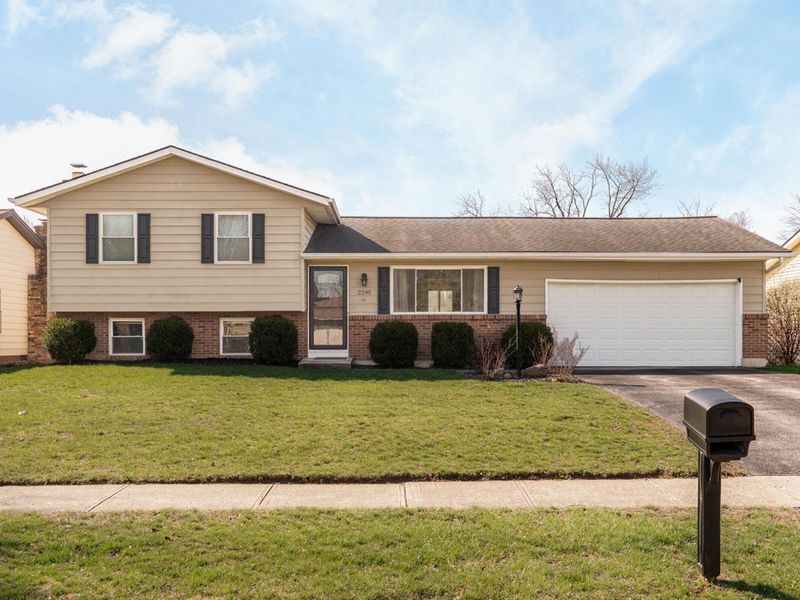 2295 Salem Avenue, Grove City, OH 43123 Photo 1