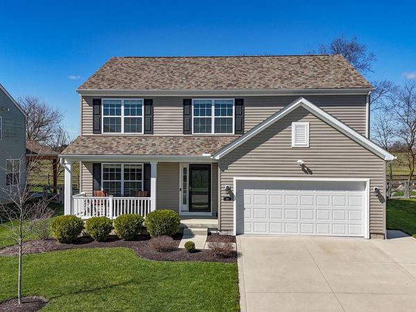 201 Rosewood Loop SW, Commercial Point, OH 43116