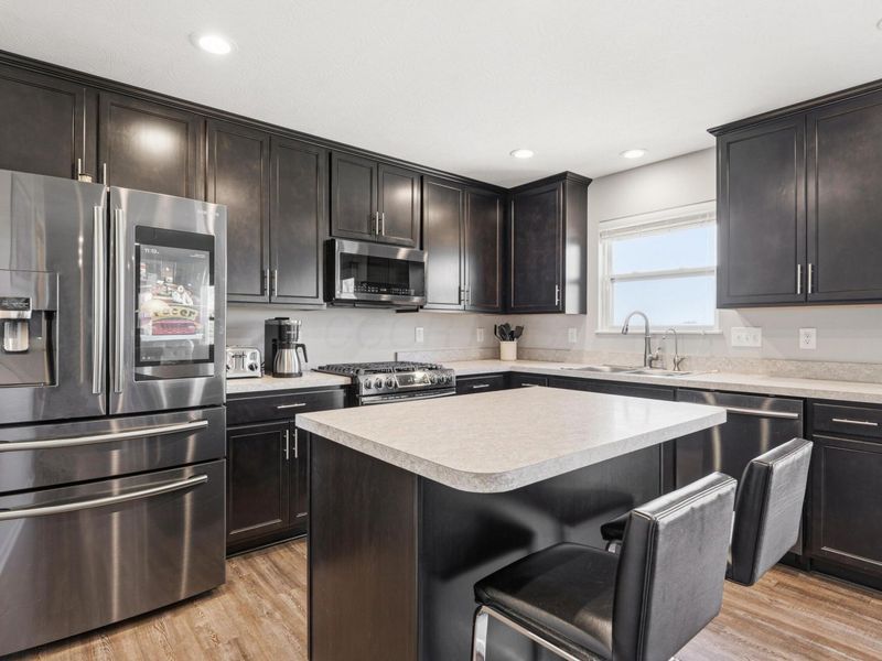 201 Rosewood Loop SW, Commercial Point, OH 43116 Photo 10