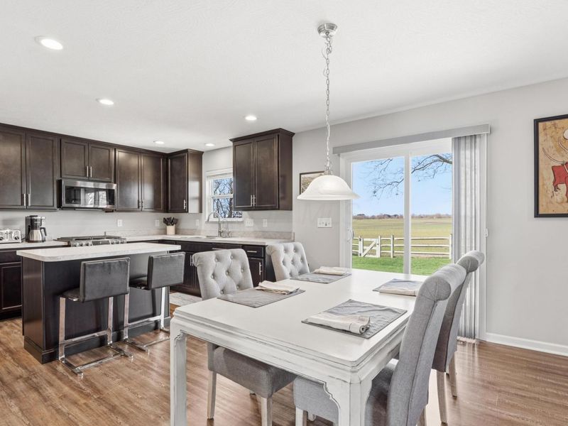 201 Rosewood Loop SW, Commercial Point, OH 43116 Photo 11