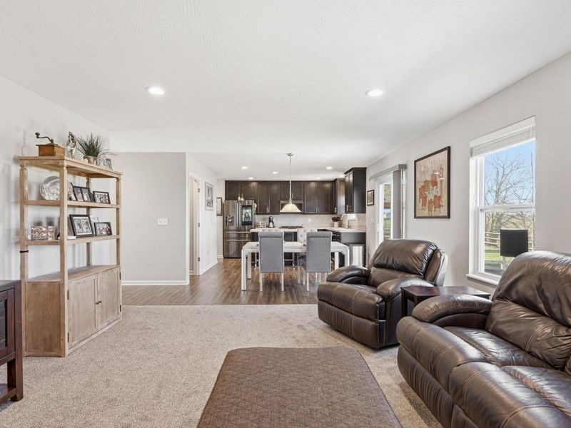 201 Rosewood Loop SW, Commercial Point, OH 43116 Photo 14