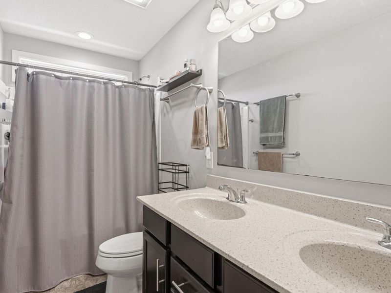 201 Rosewood Loop SW, Commercial Point, OH 43116 Photo 25